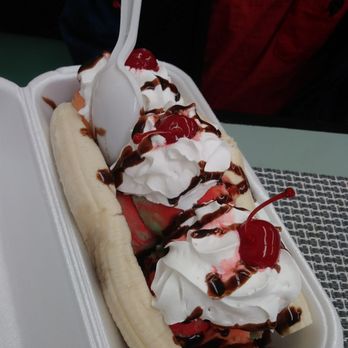 Delicioso Bistro - Banana split - Diners Near Me - Modesto, California
