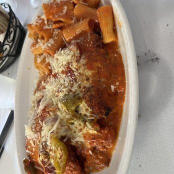 Robke’s - Bronx Style Chicken Parm - American Near Me - Northport, New York