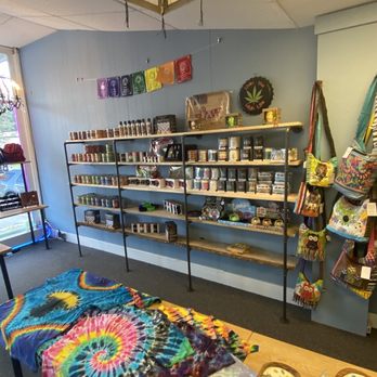 Blazin Station - Candles, Stash Jars Gift Sets, Hand Bags & Much More... - Head Shops Near Me - Pepperell, Massachusetts Blazin Station - Candles, Stash Jars Gift Sets, Hand Bags & Much More... - Head Shops Near Me - Pepperell, Massachusetts