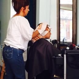 La señora Gabriela doing her thing..