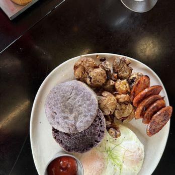 Hideout - Breakfast special - Bars Near Me - Honolulu, Hawaii Hideout - Breakfast special - Bars Near Me - Honolulu, Hawaii