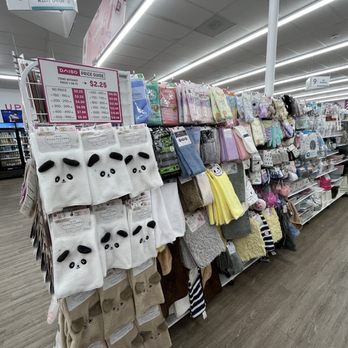 Daiso - Cosmetics & Beauty Supply Near Me - Van Nuys, California