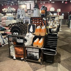 Kirkland's