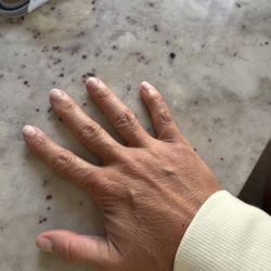 Le Nails