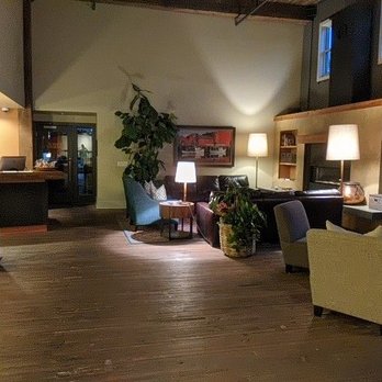 The Inn At Lynden - Hotels Near Me - Lynden, Washington The Inn At Lynden - Hotels Near Me - Lynden, Washington