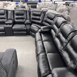 BoxDrop Central Mass - Reclining Black sectional that can also be a sofa/love