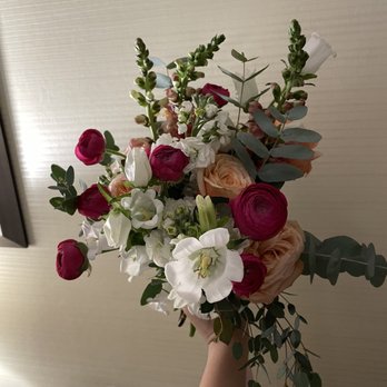 Sammy's Flowers - My beautiful wedding bouquet! - Florists Near Me - Portland, Oregon