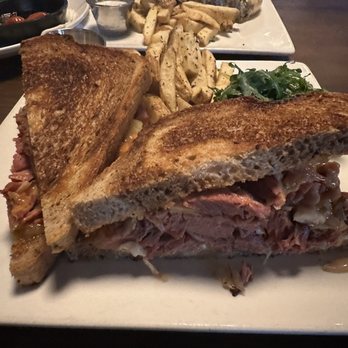 PUBlic Legacy - The Ruben - Cocktail Bars Near Me - Orange, California