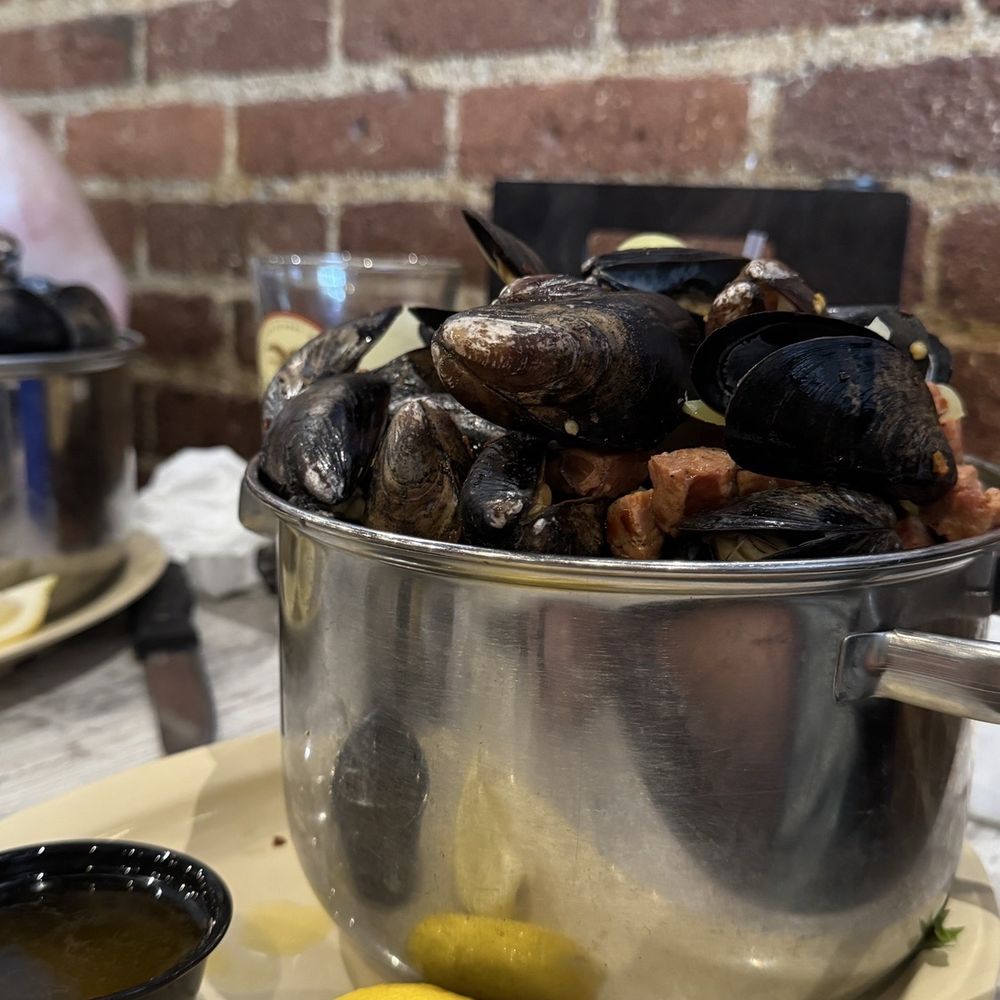 Roland's Seafood Grill - Seafood Near Me - Pittsburgh, Pennsylvania Roland's Seafood Grill - Seafood Near Me - Pittsburgh, Pennsylvania