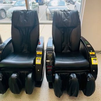 Wiggle Giggle - Massage chairs for the adults - Indoor Playcenter Near Me - Marietta, Georgia