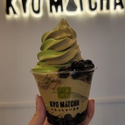Exterior outside entrance of Kyo Matcha - Hojicha and matcha Swirl with boba (5/5) - Falls Church, Virginia Exterior outside entrance of Kyo Matcha - Hojicha and matcha Swirl with boba (5/5) - Falls Church, Virginia