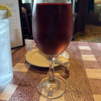 DiCicco's Italian Restaurant of Sanger - Nice cold white Zinfandel - Italian Near Me - Sanger, California