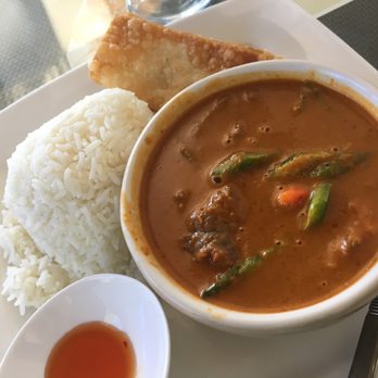 Baan Thai - Panang curry lunch special (includes small salad, not shown) $8.50 - Thai Near Me - Panorama City, California