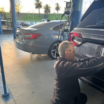 Galpin Honda - Car Dealers Near Me - Mission Hills, California Galpin Honda - Car Dealers Near Me - Mission Hills, California