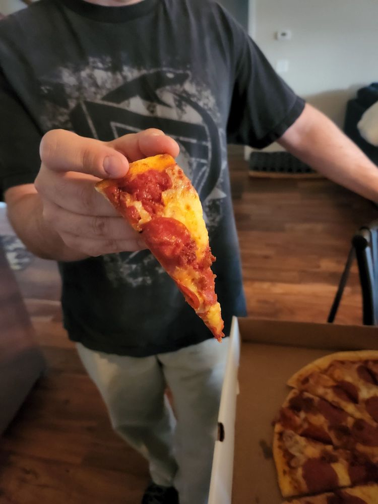 PASQUALLY’S PIZZA & WINGS 3435 Wrightsboro Rd, Augusta,