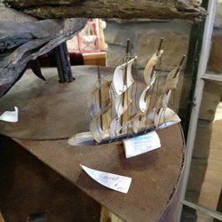 Hammer N Heels Antiques