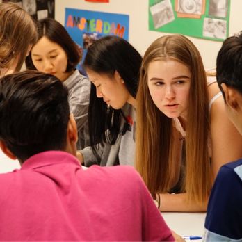 GT Educational Center - Chicago - Students working together - Language Schools Near Me - Chicago, Illinois