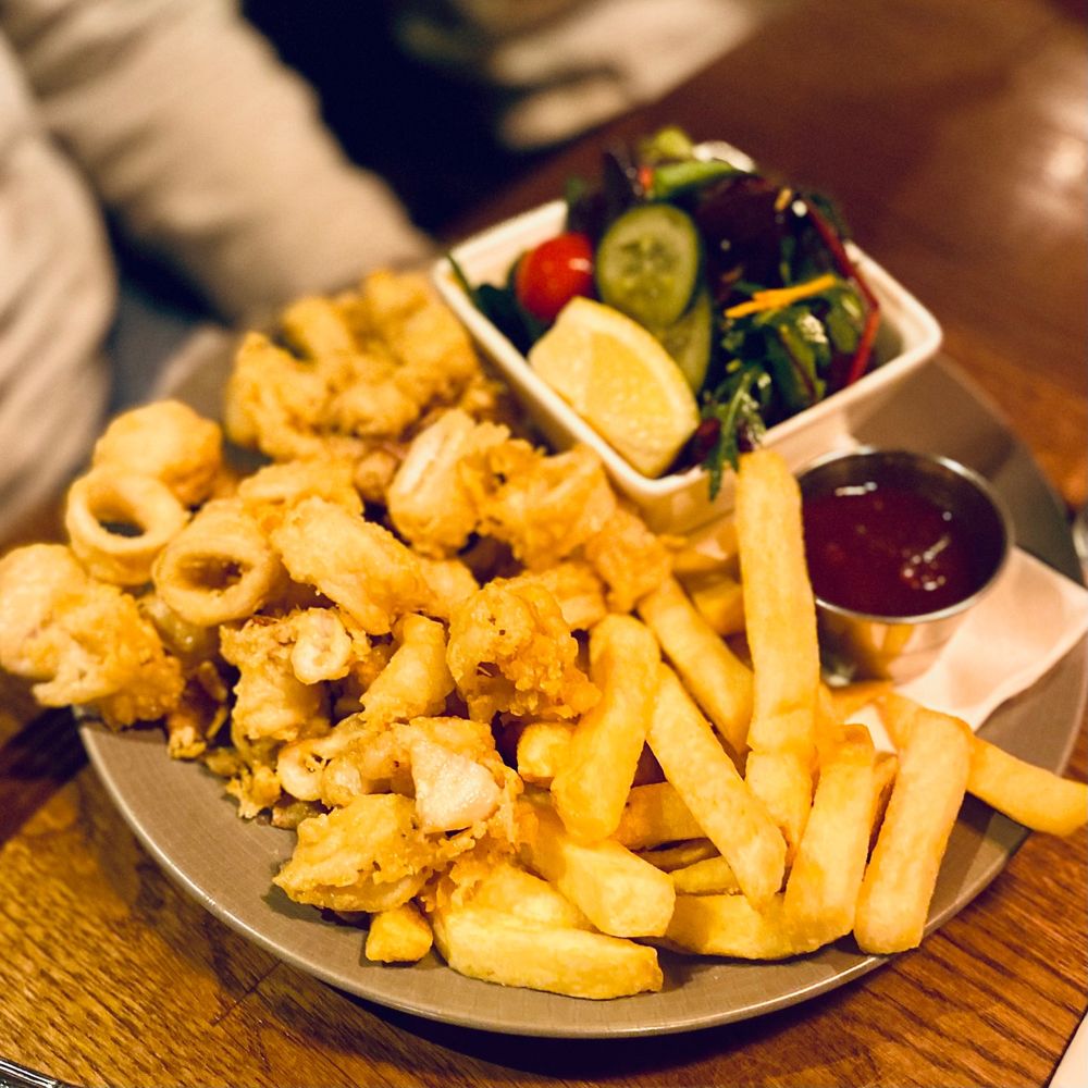 QUINLAN’S SEAFOOD BAR with photos Updated August 2024 76 Photos