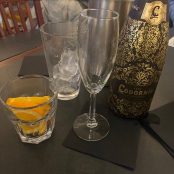 Toucan Grill & Fresh Bar - Cava - American Near Me - Oriental, North Carolina