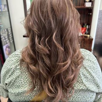Artistic Salon - Hair Salons Near Me - Westminster, California