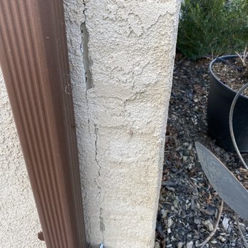 Archibeque Custom Stucco - Separating from the brick that was covered - Stucco Services Near Me - Modesto, California Archibeque Custom Stucco - Separating from the brick that was covered - Stucco Services Near Me - Modesto, California