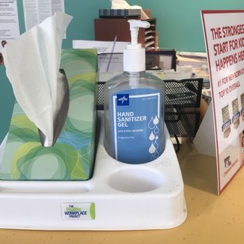 Children's Pediatrics & Associates - At the front desk. - Pediatricians Near Me - Washington, DC, District of Columbia