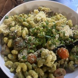Pesto cavatappi with tofu Pesto cavatappi with tofu