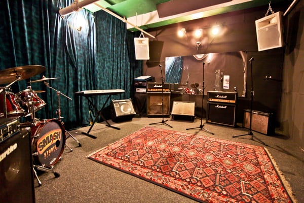 Smash Studios by null