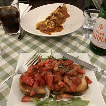Ponte e Parione - Appetizers: bruschetta and the house special meatballs - Pizza Near Me - Rome, RM