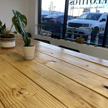 Elotitos Corn Bar - Beautiful tables if you decide to eat there. - Specialty Food Near Me - San Antonio, Texas