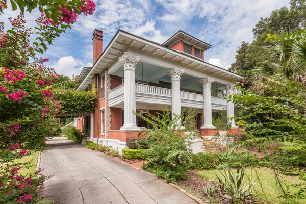Herlong Mansion by null