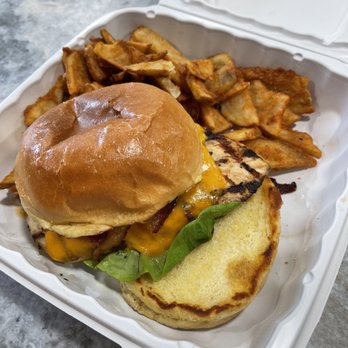 Old School Bar & Grill - Obviously handled with care. - Bars Near Me - Windham, New Hampshire