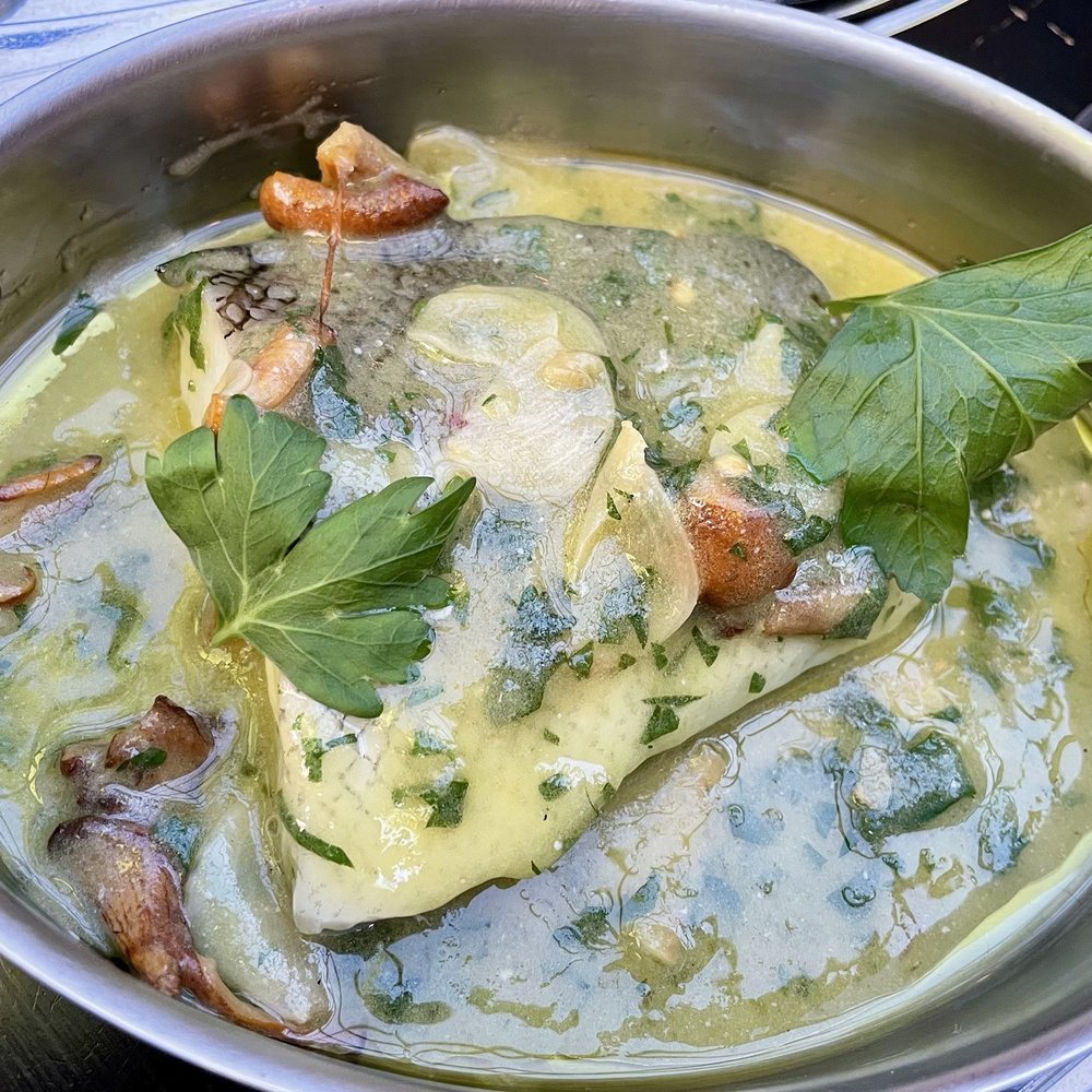 La Bodega - Cod - Spanish Near Me - Watertown, Massachusetts