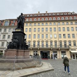 Steigenberger Hotel de Saxe - Exterior with Friedrich August II statue