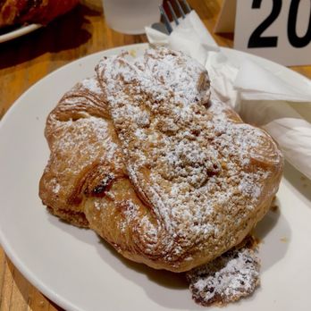 Bread Lounge - Ricotta Cheese Danish - Bakeries Near Me - Los Angeles, California