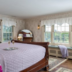 Devonfield Inn