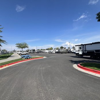 Camping World - Meridian - Parking lot - RV Dealers Near Me - Meridian, Idaho