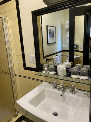 Hotel Boheme by null