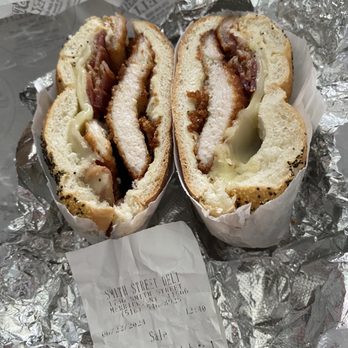 Smith Street Deli - Delis Near Me - Merrick, New York