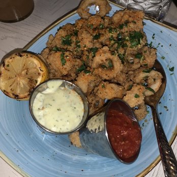 The Hampton Social - Naples - Cooper's Beach Calamari so delicious - New American Near Me - Naples, Florida The Hampton Social - Naples - Cooper's Beach Calamari so delicious - New American Near Me - Naples, Florida
