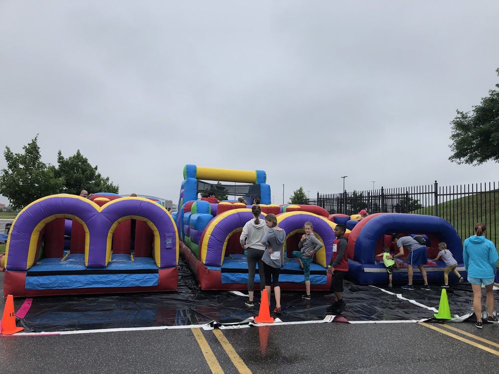 THE INFLATABLE RUN PHILADELPHIA - Updated June 2026 - 10 Photos - 1 ...