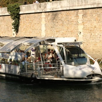 Batobus - open roof for ventilation - Transportation Near Me - Paris, 75 Batobus - open roof for ventilation - Transportation Near Me - Paris, 75