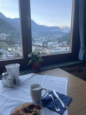 Hotel Vier Jahreszeiten by null