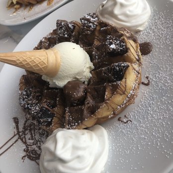 Caramel Cafe - Desserts Near Me - Bolton, Ontario