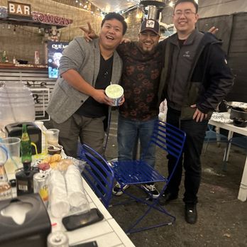 Mr. Shrimp - Food Trucks Near Me - San Jose, California Mr. Shrimp - Food Trucks Near Me - San Jose, California