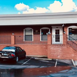 Oregon Physical Therapy & Sports Medicine Center - Our office provides plenty of parking in a safe location!