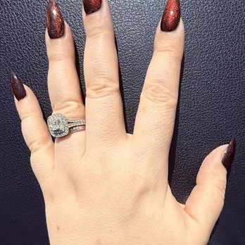 Durbin Nail Spa - Gorgeous red cat eye nail by May - Nail Salons Near Me - St. Johns, Florida
