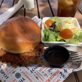 The Hops Spot Clayton - Nashville Hot Chicken Sandwich and Side Salad - Poutineries Near Me - Clayton, New York