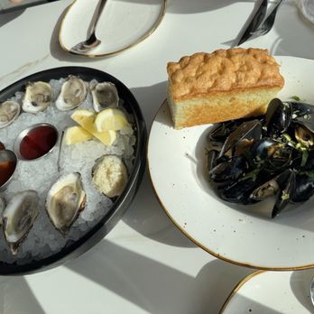 Bow & Stern - Seafood Near Me - Burnaby, British Columbia