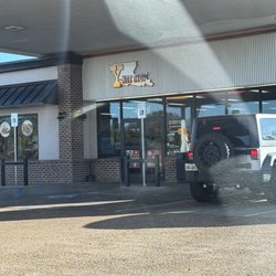 Y-Not Stop Airpark - This place.. great food.